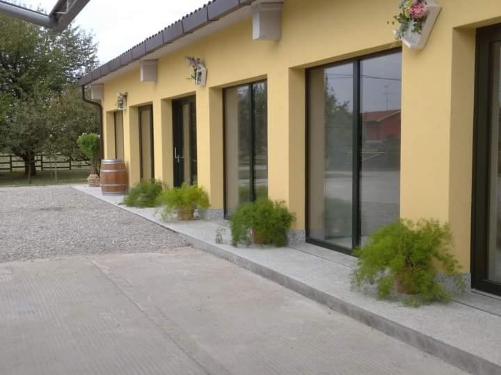 Azienda Agrituristica Scotti ซอมมา ลอมบาร์โด ภายนอก รูปภาพ